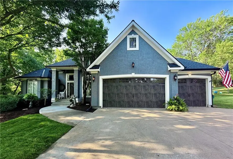 13810 Grove Avenue, Bonner Springs, KS 66012 - #3
