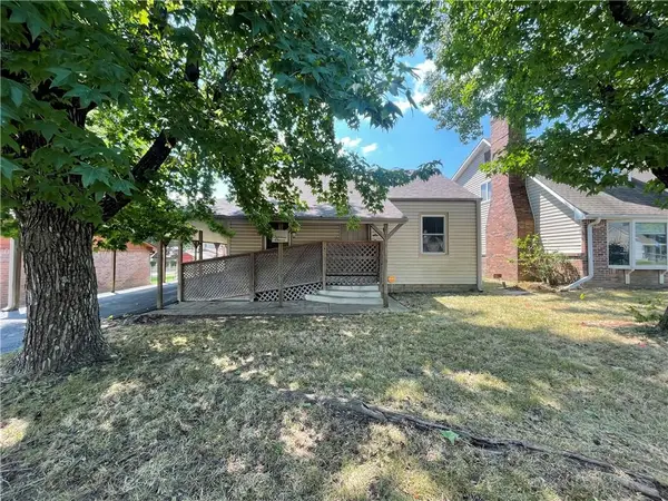 1311 W 1st Street, Coffeyville, KS 67337