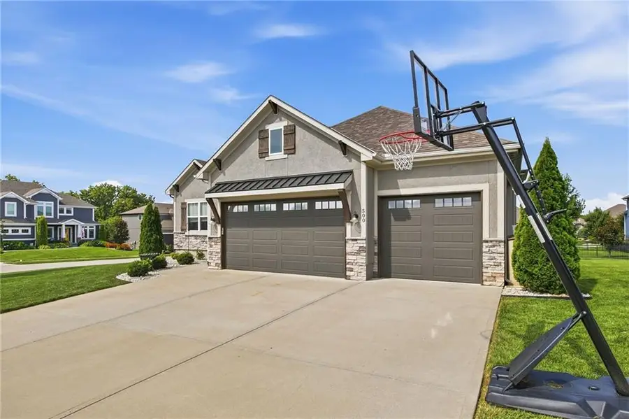 500 NE Hidden View Lane, Lees Summit, MO 64086 - #3