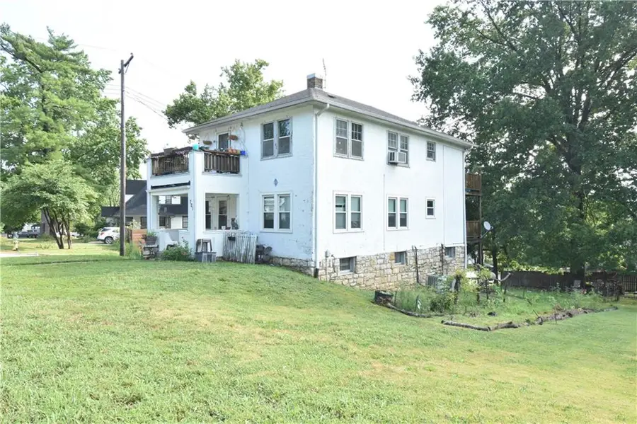 701 Old Orchard Avenue, Excelsior Springs, MO 64024 - #3