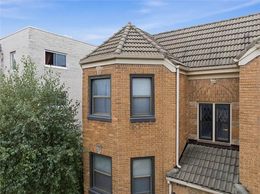 4514 Broadway Boulevard #2A, Kansas City, MO 64111 - #3