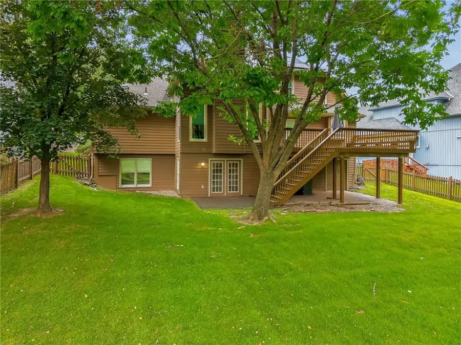 7508 N Palmer Avenue, Kansas City, MO 64158 - #2