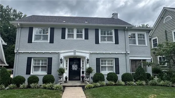 6425 Summit Street, Kansas City, MO 64113