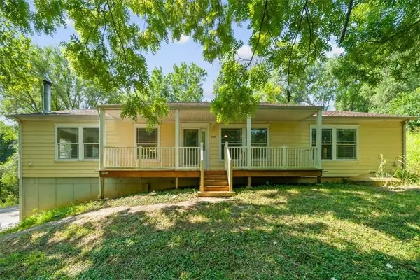 7941 Parkview Avenue, Kansas City, KS 66109