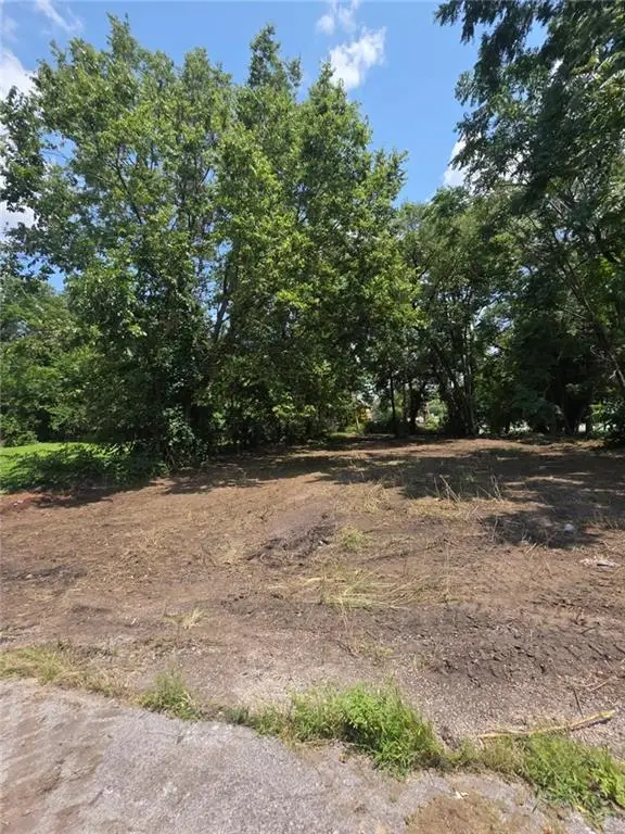 3025 Denver Avenue, Kansas City, MO 64128