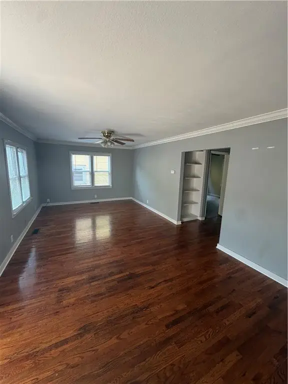 3132 Grand Avenue, Parsons, KS 67357 - #3