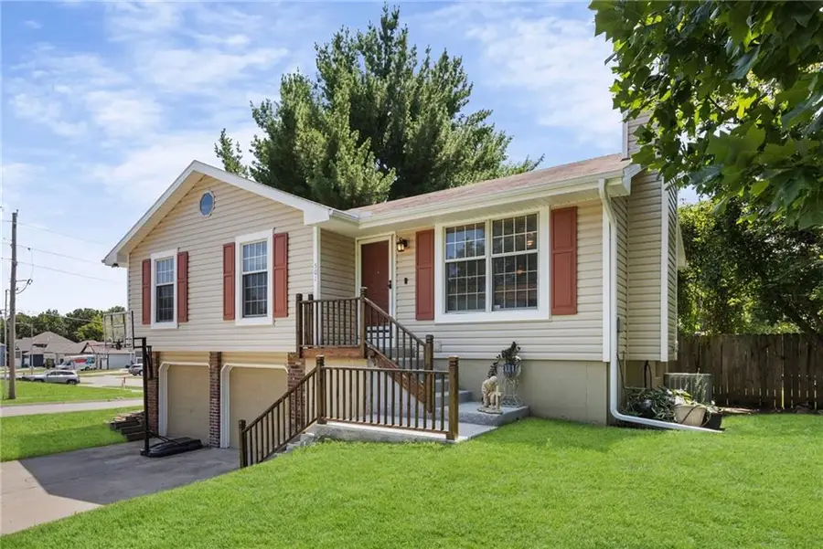 501 Sharon Drive, Liberty, MO 64068 - #3