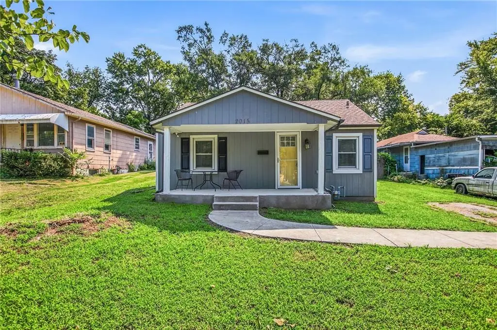 2015 S Ash Avenue, Independence, MO 64052 - #1