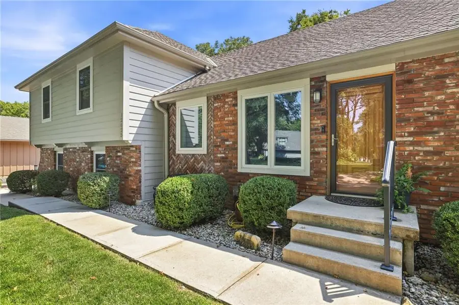 12625 Overbrook Road, Leawood, KS 66209 - #3