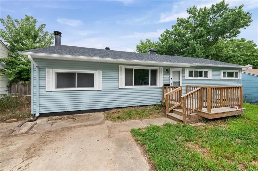 10711 Bristol Terrace, Kansas City, MO 64134 - #2