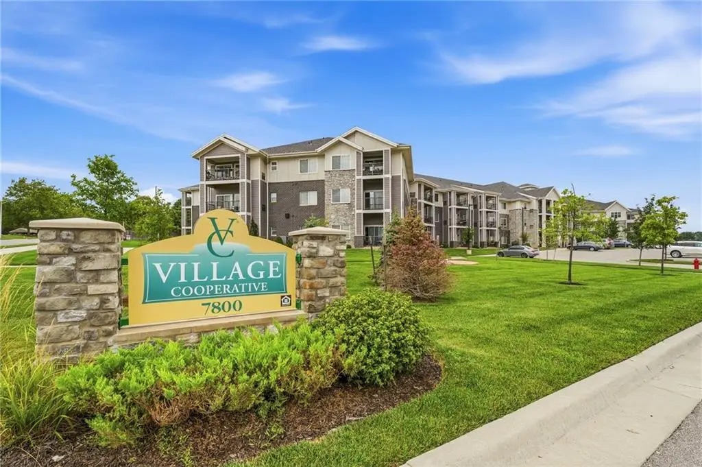 7800 W 123rd Street #303, Overland Park, KS 66213 - #1