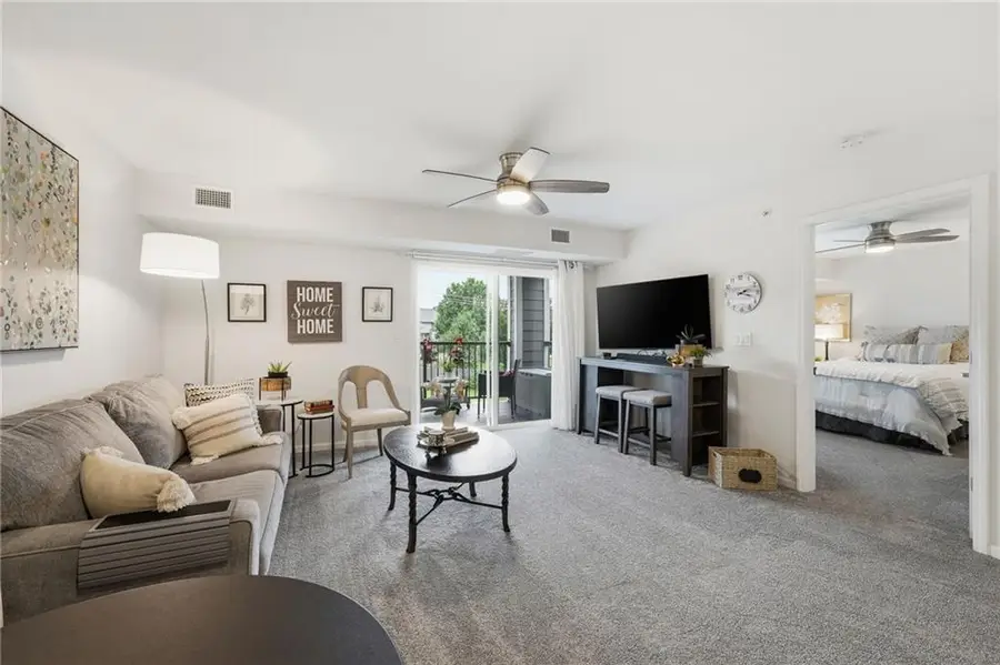 7800 W 123rd Street #303, Overland Park, KS 66213 - #3