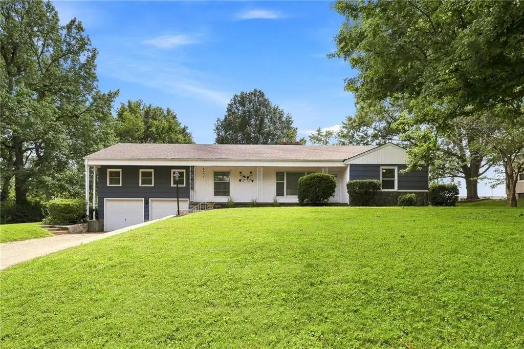 9801 E 71st Terrace, Raytown, MO 64133 - #1