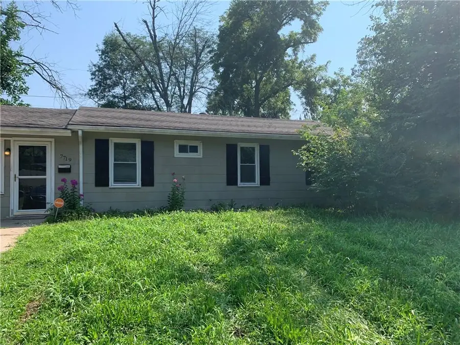 7719 E 51st Street, Kansas City, MO 64129 - #2