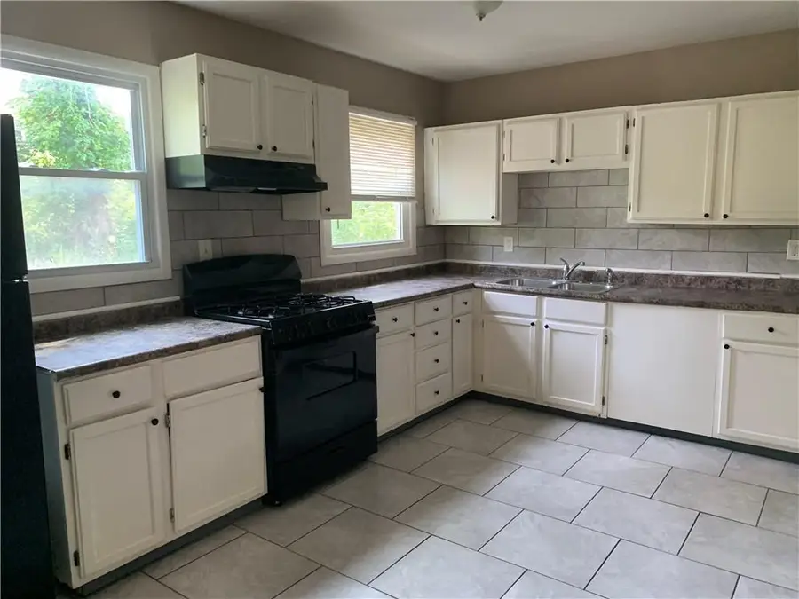 7719 E 51st Street, Kansas City, MO 64129 - #3