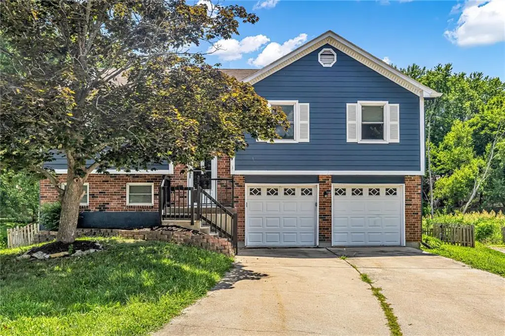 405 SE Onyx Circle, Lees Summit, MO 64063 - #1