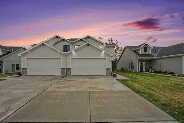 206 Walker Street, Smithville, MO 64089