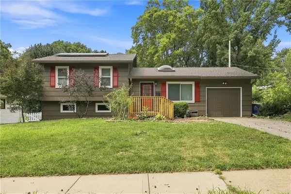 7310 Stearns Street, Shawnee, KS 66203