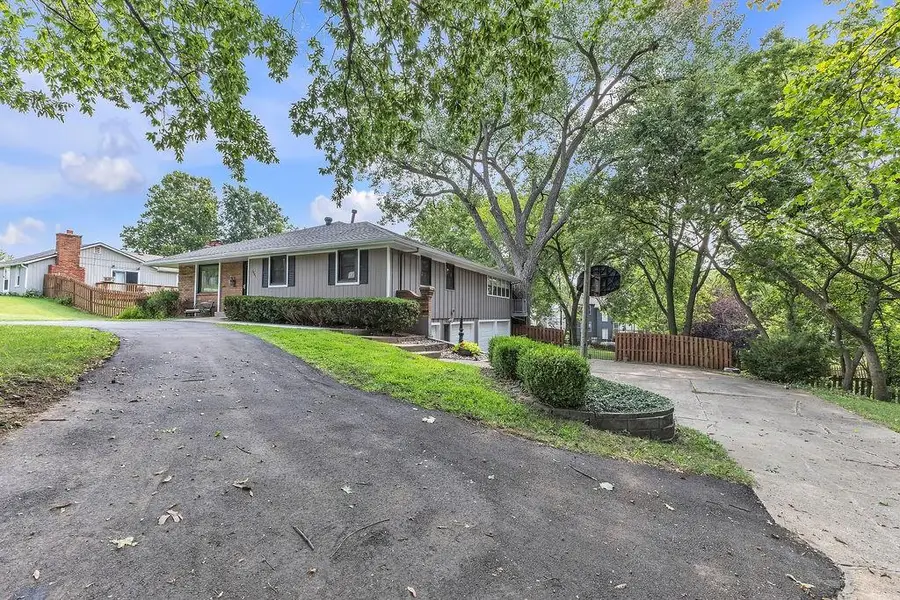7001 N Highland Avenue, Kansas City, MO 64118 - #3