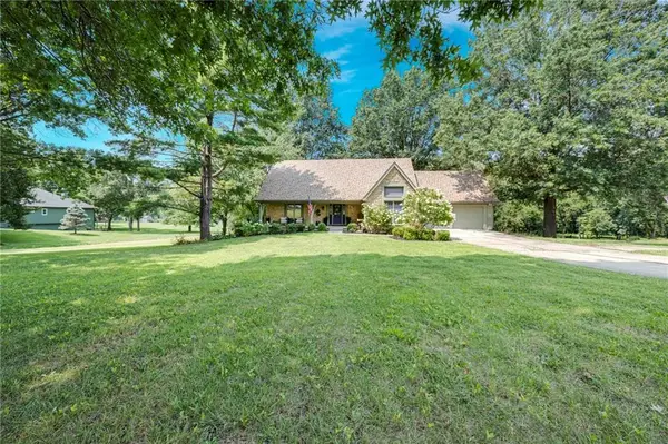 13112 Smart Road, Lee's Summit, MO 64086