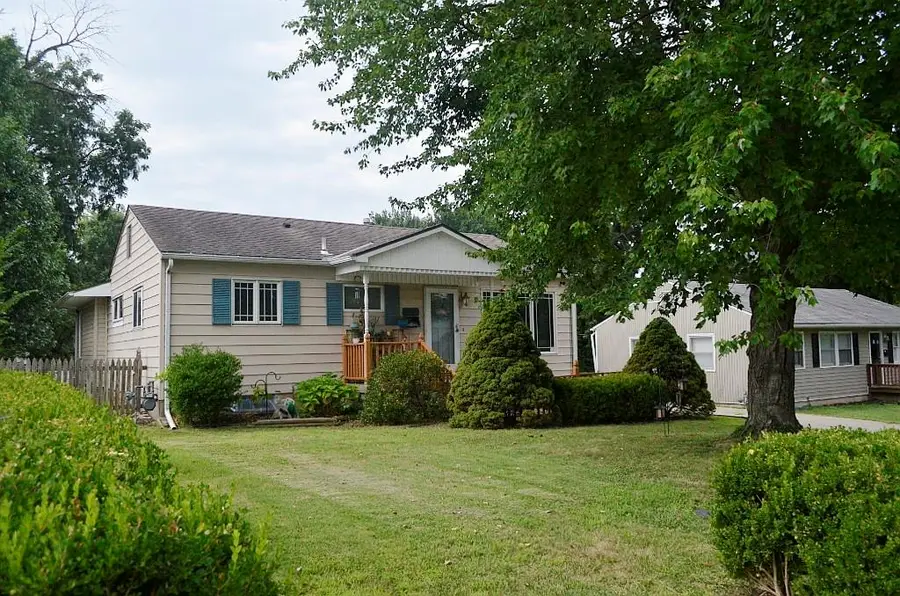 3609 NE 54th Street, Kansas City, MO 64119 - #3