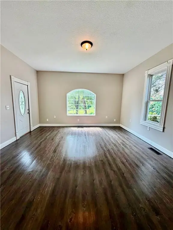 605 Harmon Street, Saint Joseph, MO 64504 - #3