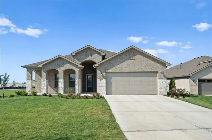 22668 W 88th Street, Lenexa, KS 66227 - #2