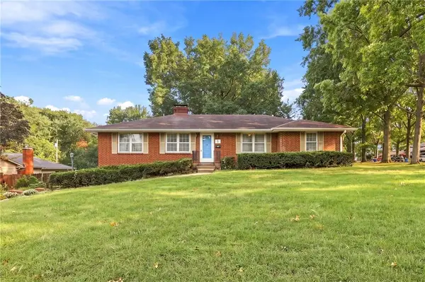 10711 W 67th Street, Shawnee, KS 66203