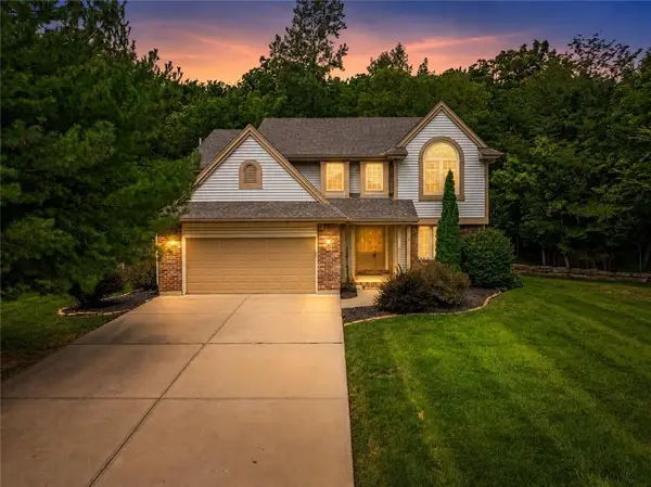 3010 S Bradford Lane, Blue Springs, MO 64015