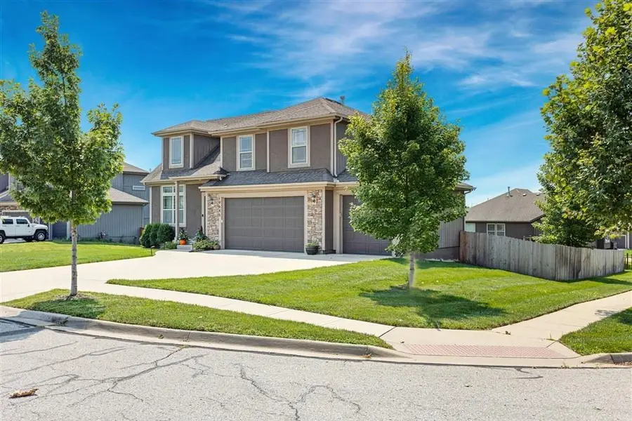 19645 W 120th Terrace, Olathe, KS 66061 - #2