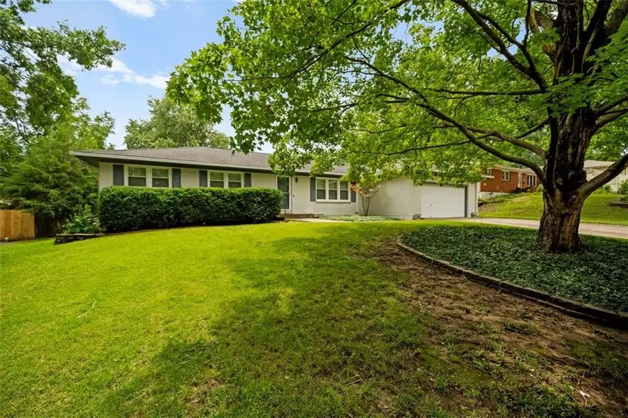 1601 77th Street, Kansas City, MO 64118 - #3