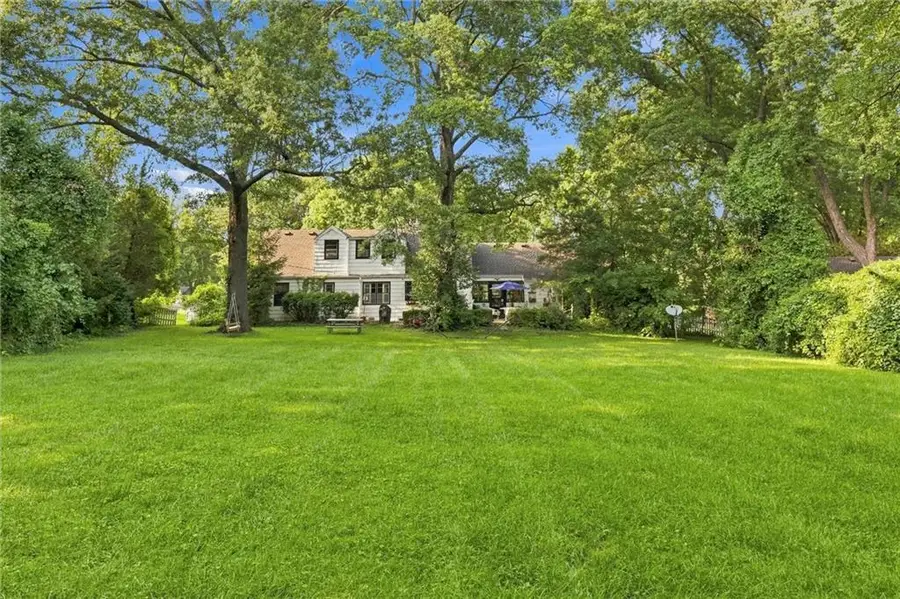 2301 W 95th Street, Leawood, KS 66206 - #3