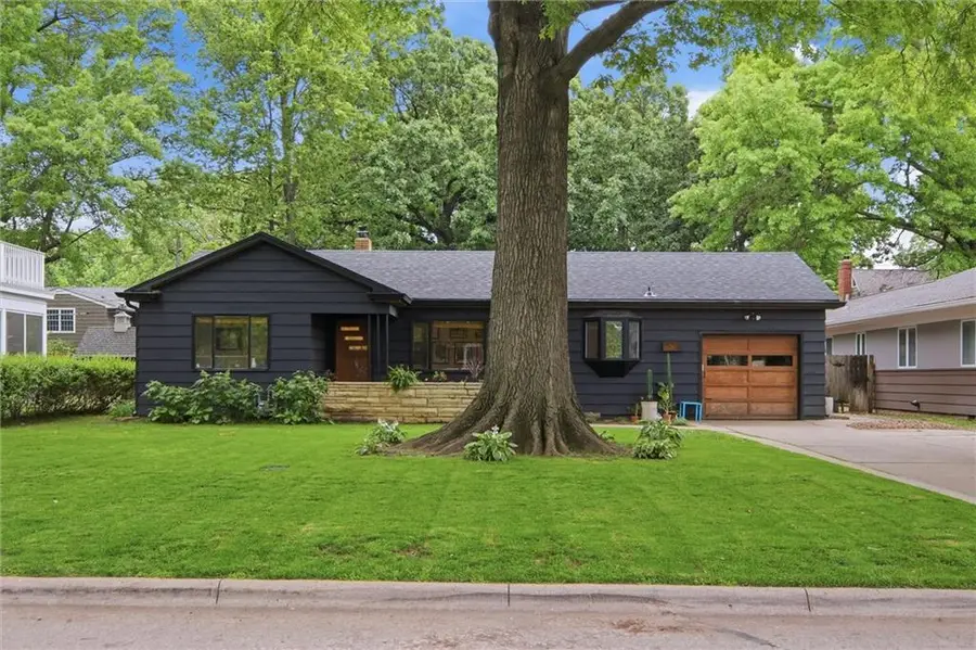 1506 University Drive, Lawrence, KS 66044 - #3