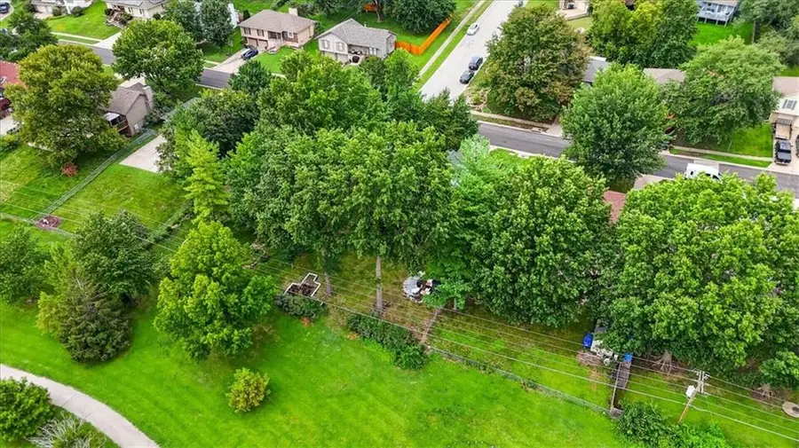 1027 NE Mulberry Street, Lees Summit, MO 64086 - #3