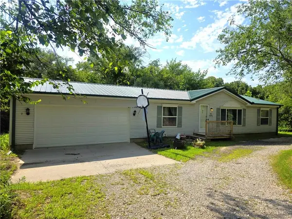 140 Tucker Street, St Joseph, MO 64504