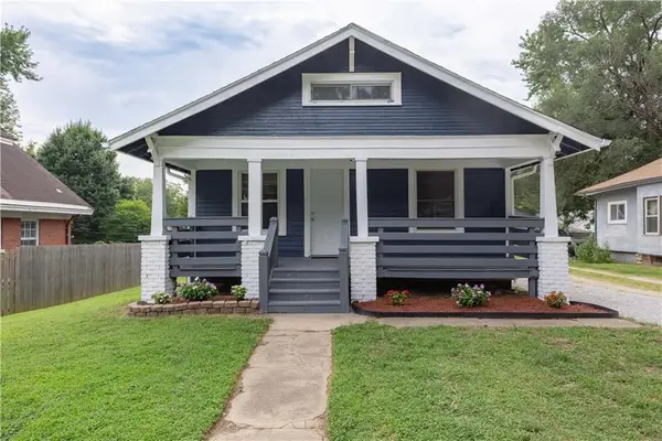 116 S Ash Avenue, Independence, MO 64053