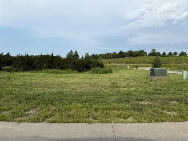 11593 S Houston Street, Olathe, KS 66061