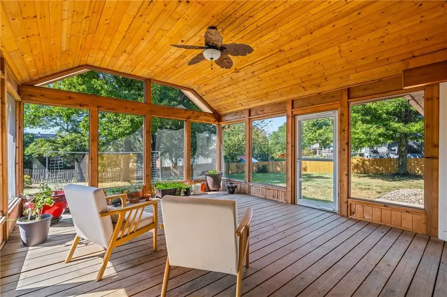 5722 Richards Circle, Shawnee, KS 66216 - #3