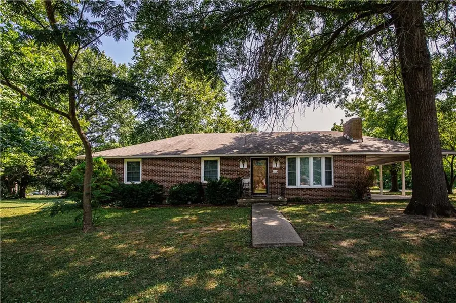 501 E Oak Street, Rich Hill, MO 64779 - #2