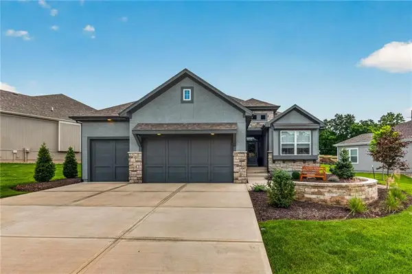 7211 Westgate Street, Shawnee, KS 66216