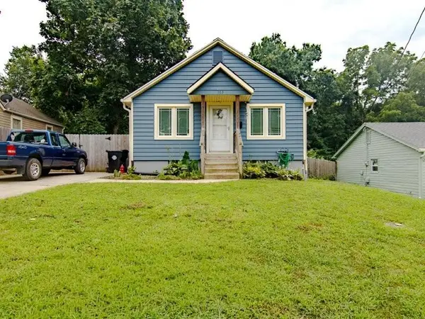 103 E Myrtle Street E, Pleasant Hill, MO 64080
