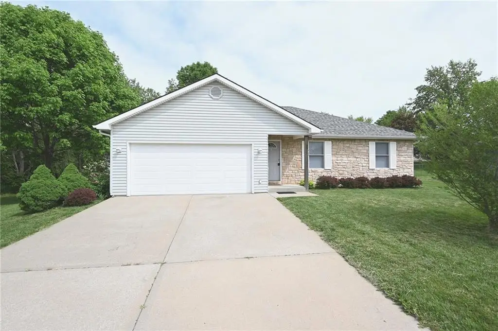 14 Sandi Circle, Dearborn, MO 64439 - #1