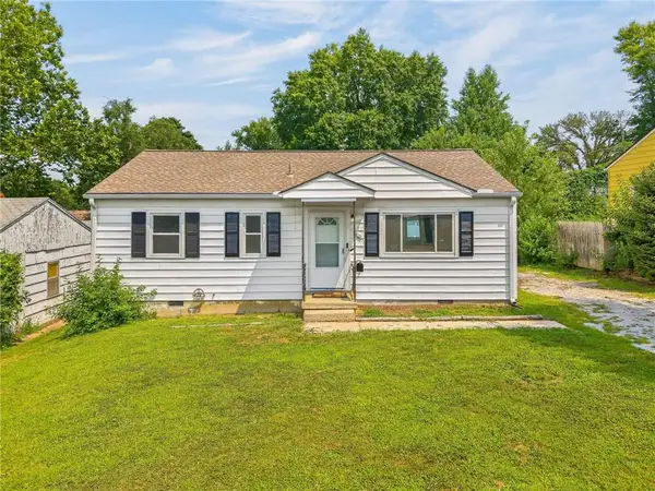 2412 NE 59th Terrace, Kansas City, MO 64118