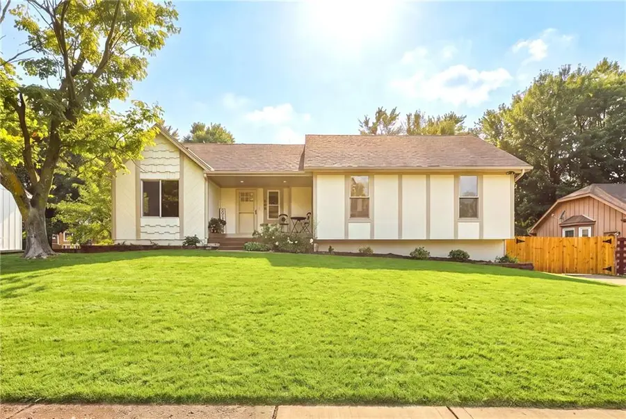 408 NW Moore Street, Lees Summit, MO 64081 - #2