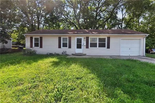 10324 Oakland Avenue, Kansas City, MO 64134