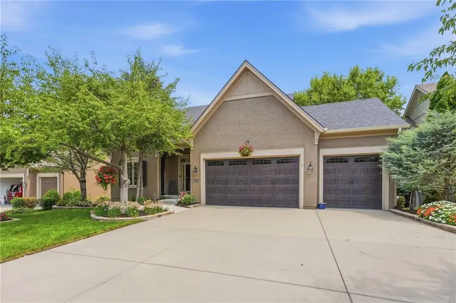 16025 Eby Street, Overland Park, KS 66085 - #2