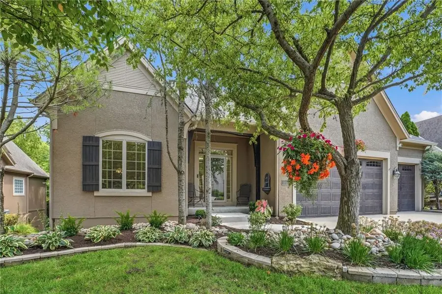 16025 Eby Street, Overland Park, KS 66085 - #3