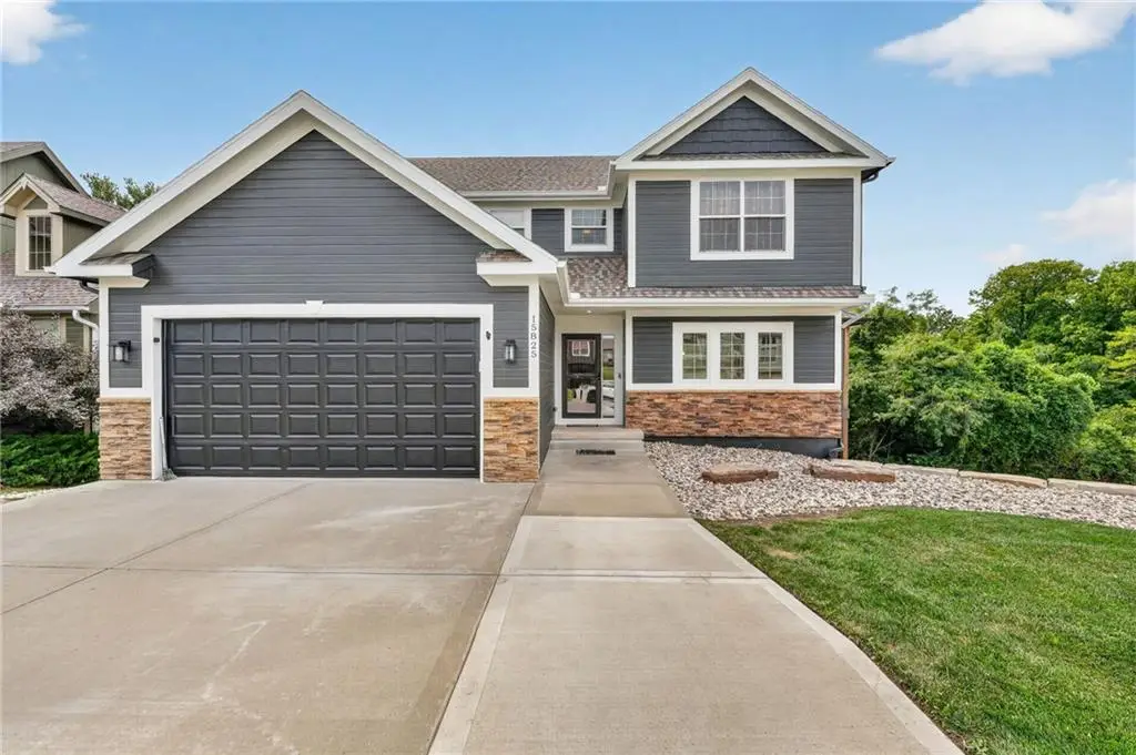 15825 NW Morgan Street, Platte City, MO 64079 - #1