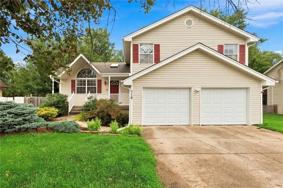 716 SE 11th Street, Lees Summit, MO 64081 - #2