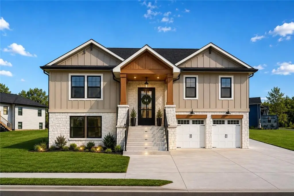 900 Charles Street, Knob Noster, MO 65336 - #1